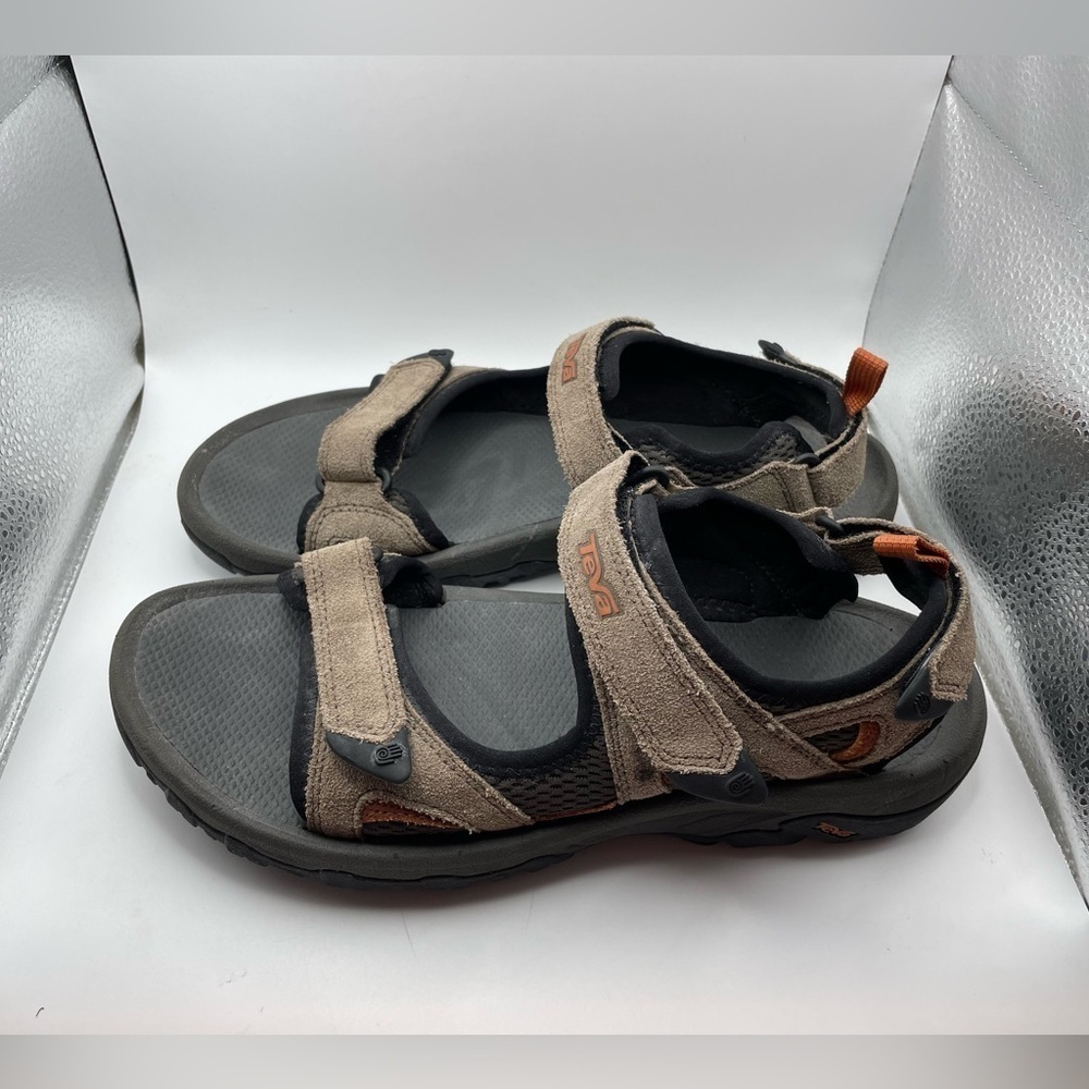 Teva brown leather hiking sandals size 9 men